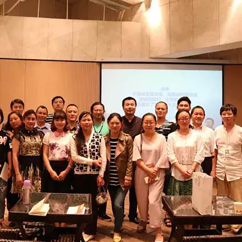 【木馬動態(tài)】“放大的設計”——丁偉先生為中國非物質文化遺產傳承人進行精彩演講。